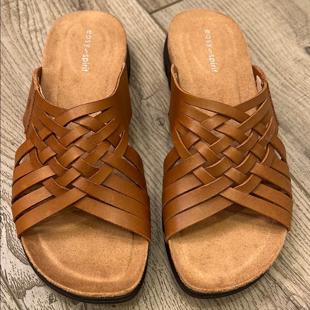 Easy Spirit Women's Tan Sandals